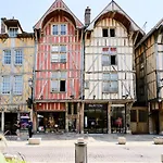 Lägenhet Le Petit Pithou - Equipe Au Coeur De La 2