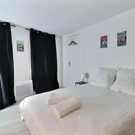 Le Petit Pithou - Equipe Simple Et Plein Coeur De La 2 Apartment *