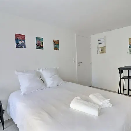 Le Petit Pithou - Equipe Simple Et Plein Coeur De La 2 Apartment *