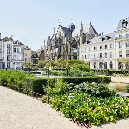 Le Petit Pithou 1 - Equipe Au Coeur De La *