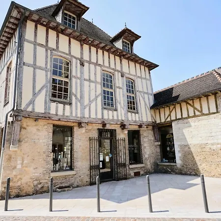 Le Petit Pithou 1 - Equipe Au Coeur De La Troyes